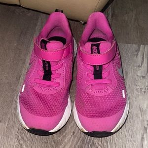 Girls Pink Nike - size 11